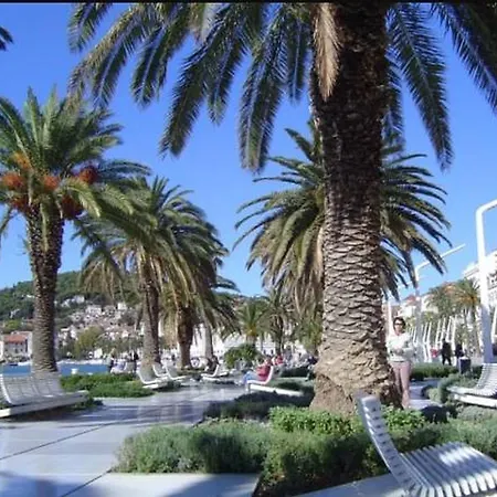 Lovrekovic Apartment *